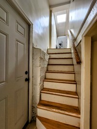 3811 Hayward Ave photo'