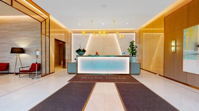property at 3 Ct Square W