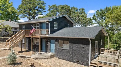 828 W Caraway St in Fayetteville, AR - Building Photo - Building Photo