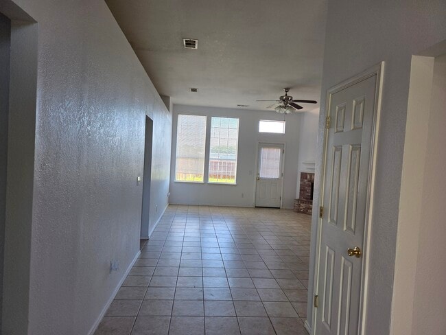 property at 719 Kerwin Ct