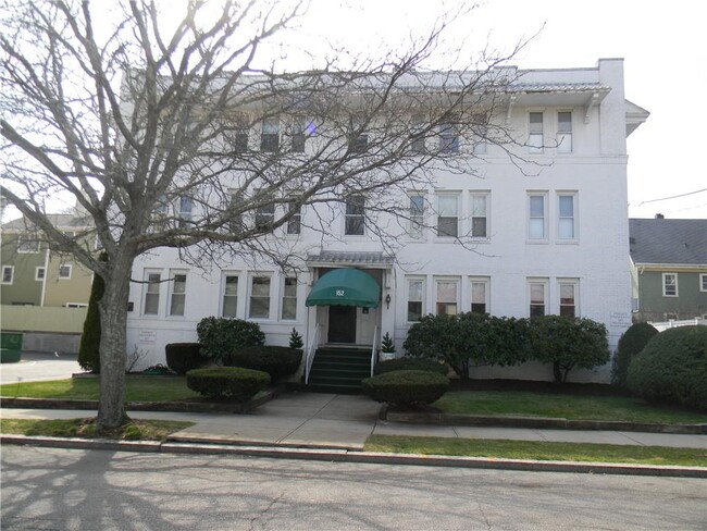152 Elmgrove Ave in Providence, RI - Building Photo - Building Photo