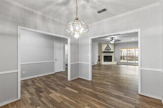 3906 Cimmaron Trail in Granbury, TX - Building Photo - Building Photo