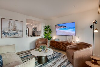 4728 Iroquois Ave in San Diego, CA - Building Photo - Building Photo