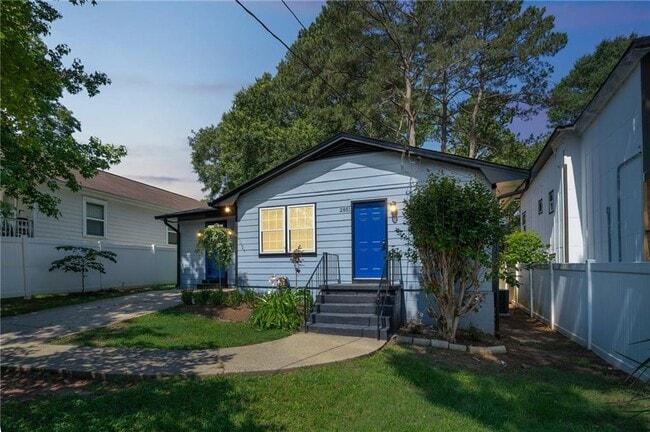 property at 2851 Forrest Hills Dr SW