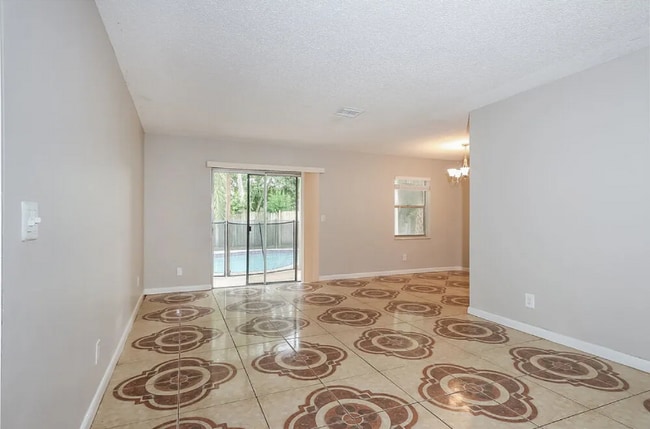 property at 1162 W Fernlea Dr