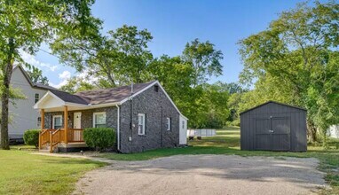 524 Green Ln in Nashville, TN - Building Photo - Building Photo