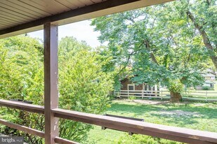 804 20th St S in Arlington, VA - Building Photo