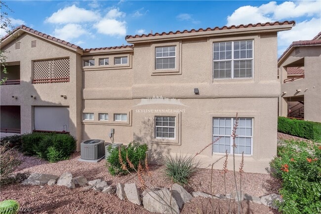 520 Arrowhead Trail in Henderson, NV - Building Photo - Building Photo