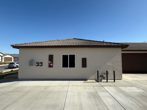 5306 Hawkwatch Ln in Bakersfield, CA - Building Photo - Building Photo