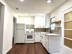 5422 Timber Creek Dr in Houston, TX - Building Photo - Building Photo