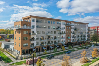 The Metropolitan in Cedar Rapids, IA - Building Photo - Building Photo