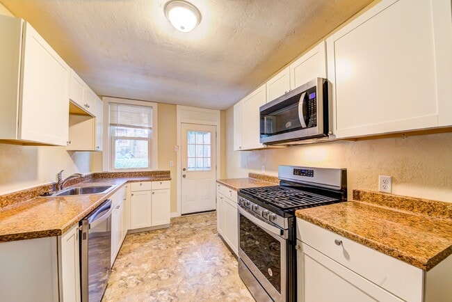 433 Winton St in Pittsburgh, PA - Building Photo - Building Photo