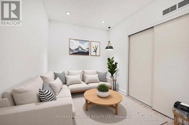 15 Richardson St in Toronto, ON - Building Photo - Building Photo