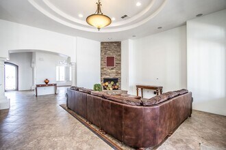 4010 E Aquarius Pl. in Chandler, AZ - Building Photo - Building Photo