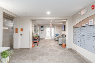 Cayuga View Luxury Living in Ithaca, NY - Foto de edificio - Interior Photo