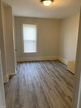 1003 Bridge St NW-Unit -Apt 3 in Grand Rapids, MI - Building Photo - Building Photo