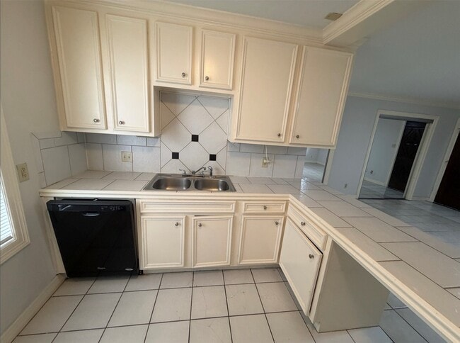 property at 613 Pacific St