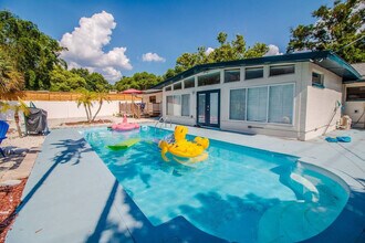 4501 Loring Pl in Orlando, FL - Foto de edificio - Building Photo