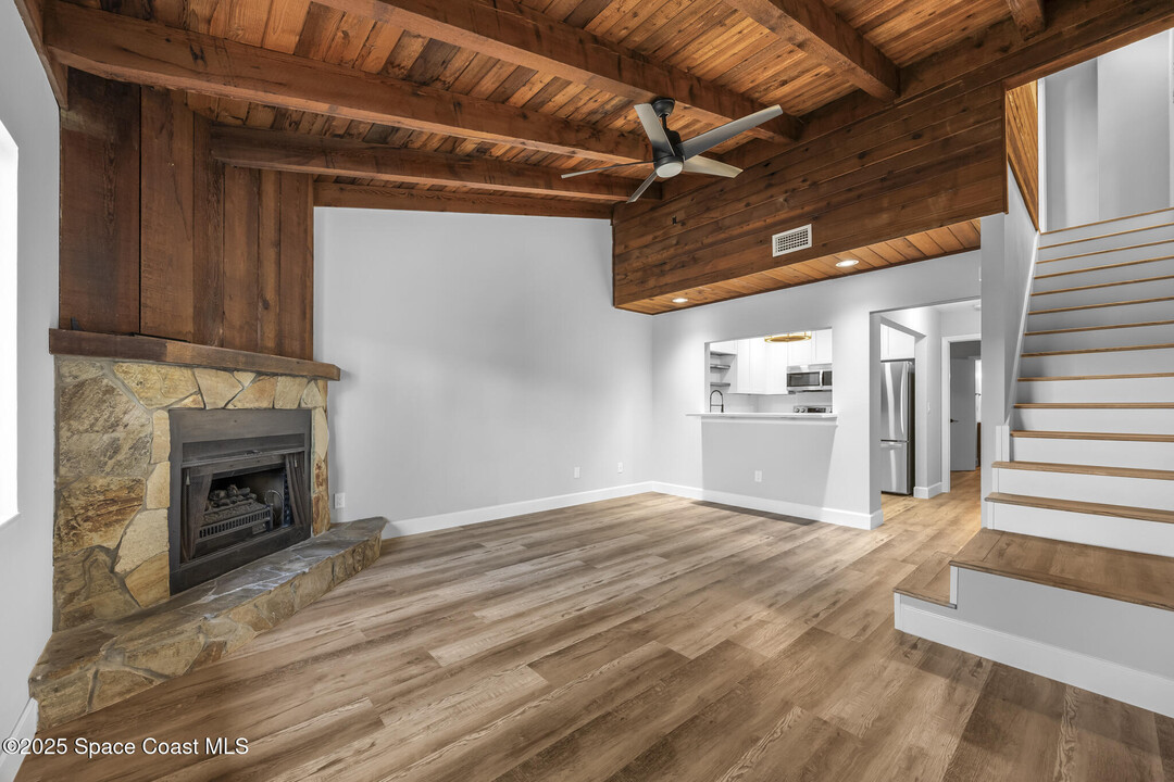 111 Columbia Dr in Cape Canaveral, FL - Building Photo