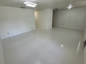 22227 SW 103rd Ct in Cutler Bay, FL - Building Photo - Building Photo