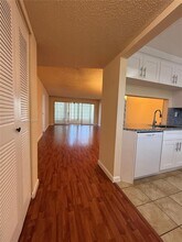 8340 Sands Point Blvd in Tamarac, FL - Building Photo - Building Photo