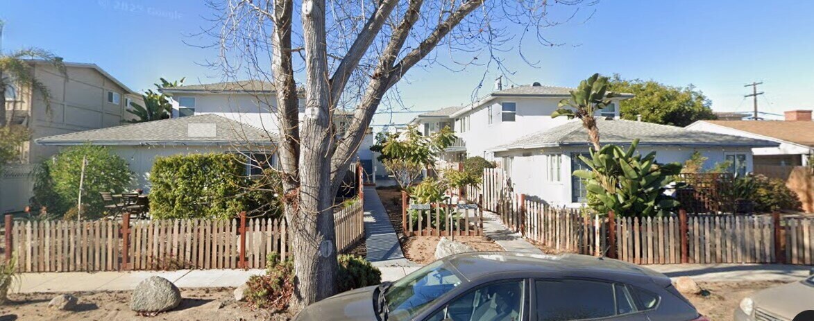 3720-26 Yosemite St in San Diego, CA - Building Photo