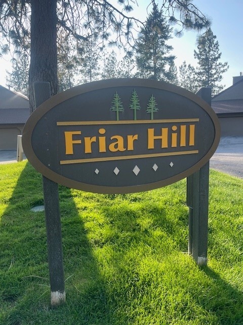 property at 10421 N Lakeview Dr