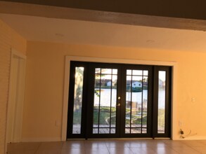 3901 NW 115th Terrace in Sunrise, FL - Building Photo - Building Photo