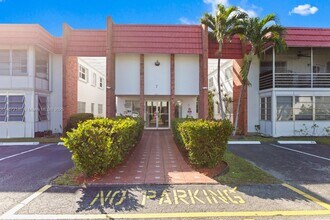 2251 NW 48th Terrace in Lauderhill, FL - Building Photo - Building Photo