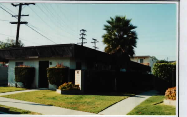 1002 Marine St in Santa Monica, CA - Building Photo - Building Photo