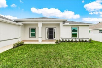 3509 NE 21st Ave in Cape Coral, FL - Building Photo - Building Photo