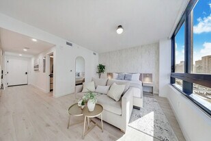 36 NE 2nd St, Unit SI ID1404719P in Miami, FL - Building Photo