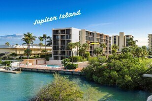 225 S Beach Rd in Jupiter, FL - Building Photo