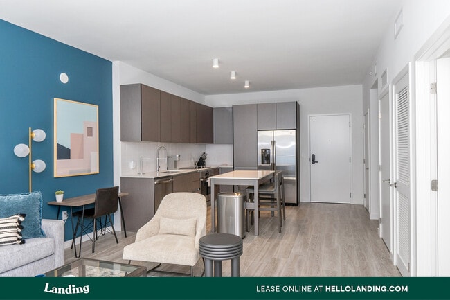 5875 Interceptor St-Unit -425A.445726 in Los Angeles, CA - Building Photo - Building Photo