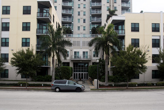 The Sage in St. Petersburg, FL - Foto de edificio - Building Photo