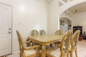 14 West Dr in Pharr, TX - Building Photo - Building Photo