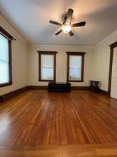 8 Woodland St in Vernon, CT - Building Photo - Building Photo