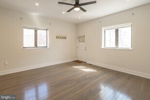 1214 S 21st St in Philadelphia, PA - Building Photo