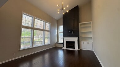 5 Spanish Moss Ln in Greer, SC - Building Photo - Building Photo