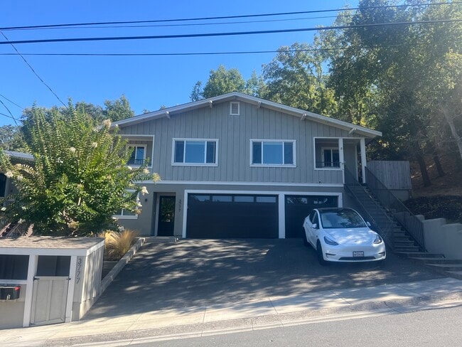 3777 Sundale Rd, Unit 1