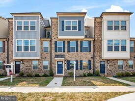 183 Lyons Crk Dr in Laurel, MD - Building Photo