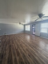 2015 44th St in Lubbock, TX - Building Photo - Building Photo