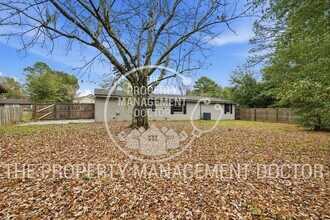 2749 Frontier Ave in Orange Park, FL - Building Photo - Building Photo