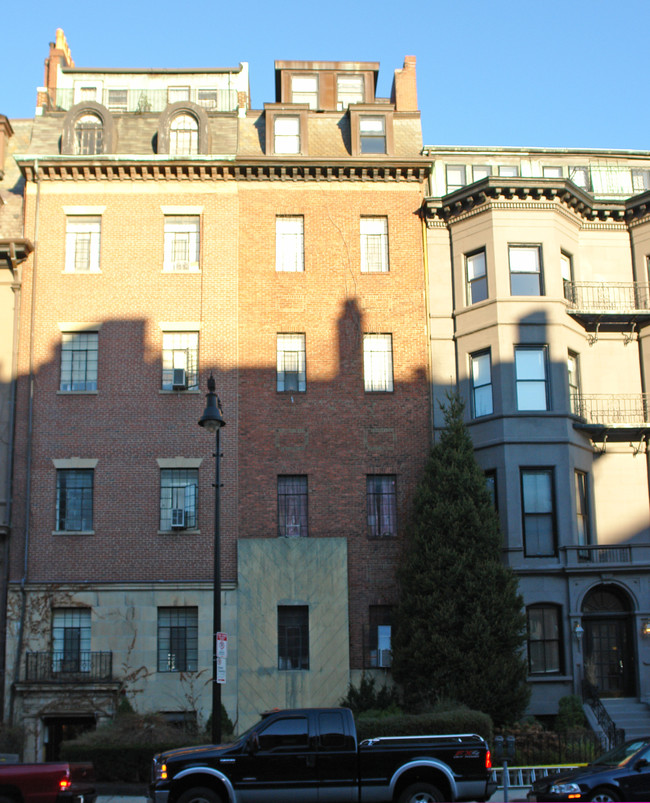 140 Beacon St in Boston, MA - Foto de edificio - Building Photo