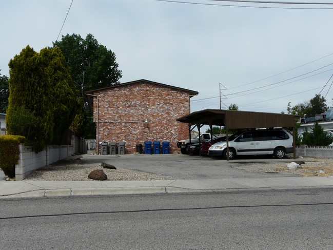 1611 S Columbus St in Boise, ID - Foto de edificio - Building Photo