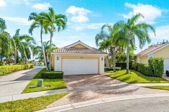 8222 Dominica Pl in Wellington, FL - Building Photo - Building Photo