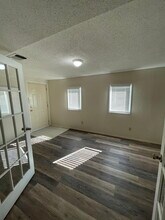 5917 13th St in Lubbock, TX - Building Photo - Building Photo