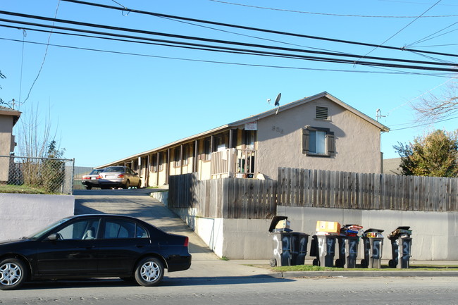 926 Garner Ave in Salinas, CA - Building Photo - Building Photo