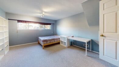 2280 McMullen Ave in Vancouver, BC - Building Photo - Building Photo