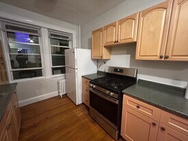 93 Chester St, Unit 4 in Boston, MA - Building Photo